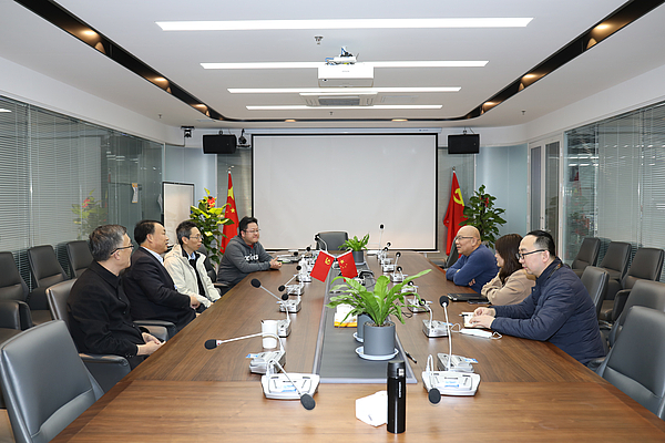 高新金控集团开展高层次人才走访慰问活动