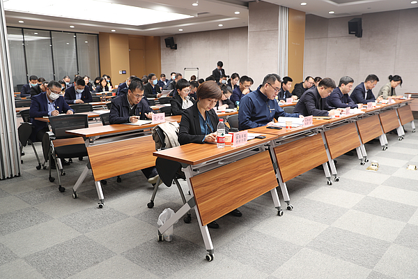 黑料网
召开2021年一季度经济运行分析暨目标任务考核大会